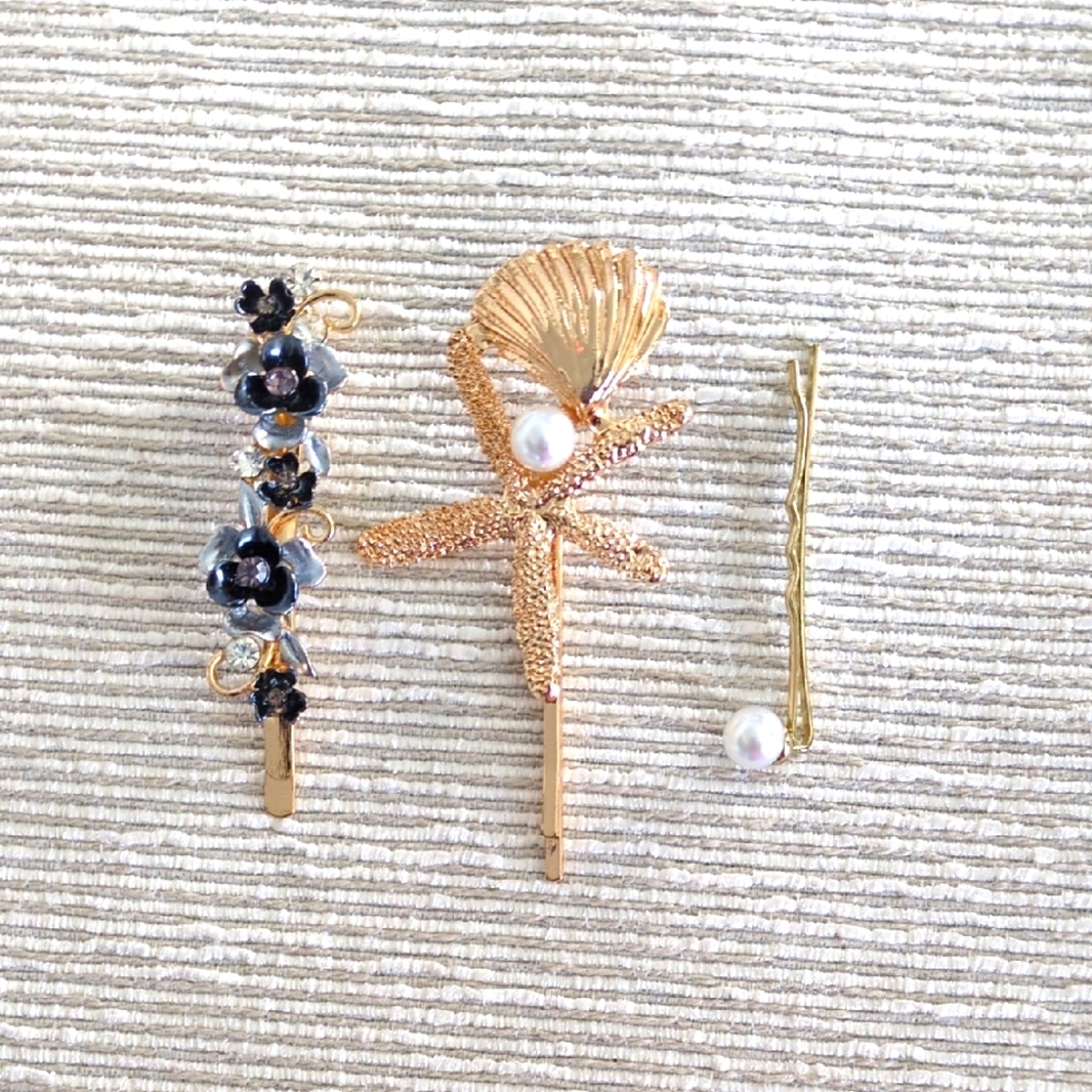 Gold Hair Clip Set
